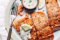 Perfect Pan-Seared Salmon with Velvety 4-Ingredient Lemon Butter Cream Sauce