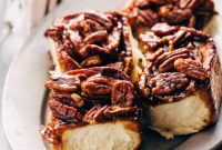Caramel Pecan Sticky Buns