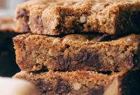 Pecan Praline Brown Butter Blondies with Chocolate Chips