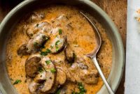 Rich & Comforting Hungarian Mushroom Soup