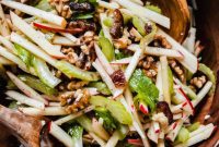 Crisp Apple Celery Delight