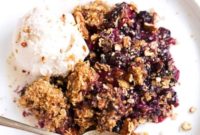 Golden Peach Blueberry Crumble