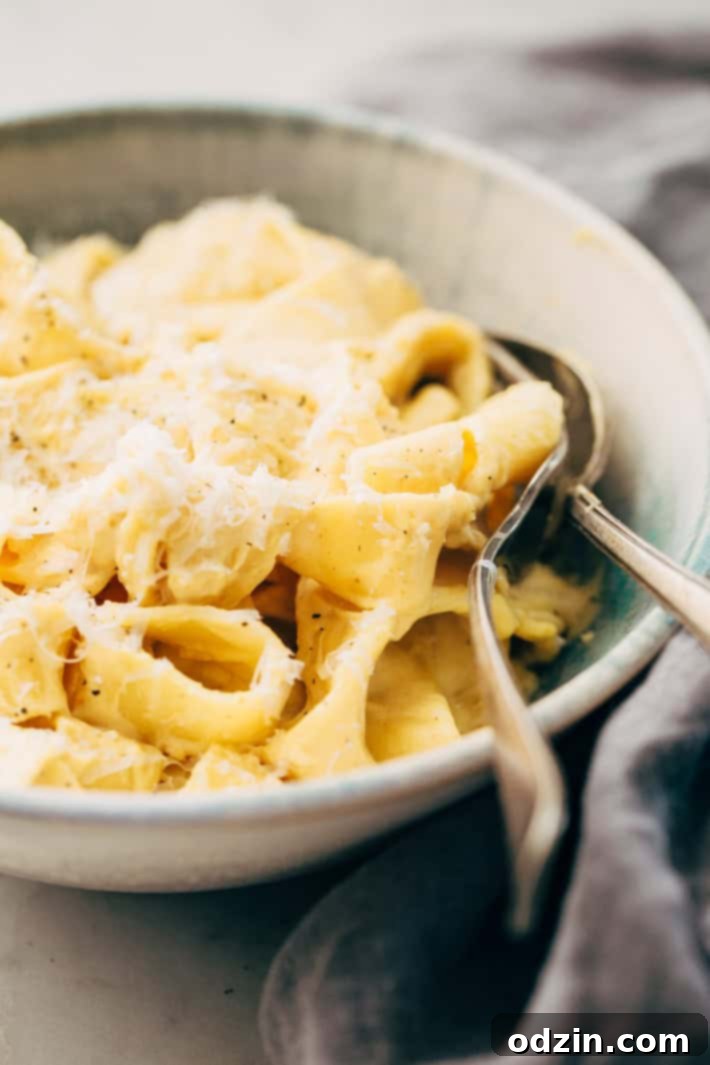 Sage Brown Butter Healthier Pumpkin Alfredo - a homemade pumpkin alfredo with a cashew cream sauce! So good as a side or as a main dish! #healthierpumpkinalfredo #pumpkin #pumpkinalfredo #cashewcreamsauce | Littlespicejar.com