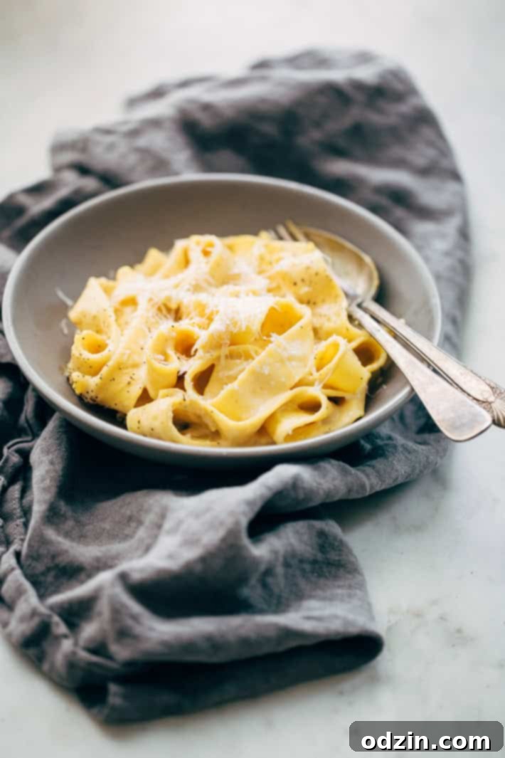 Sage Brown Butter Healthier Pumpkin Alfredo - a homemade pumpkin alfredo with a cashew cream sauce! So good as a side or as a main dish! #healthierpumpkinalfredo #pumpkin #pumpkinalfredo #cashewcreamsauce | Littlespicejar.com