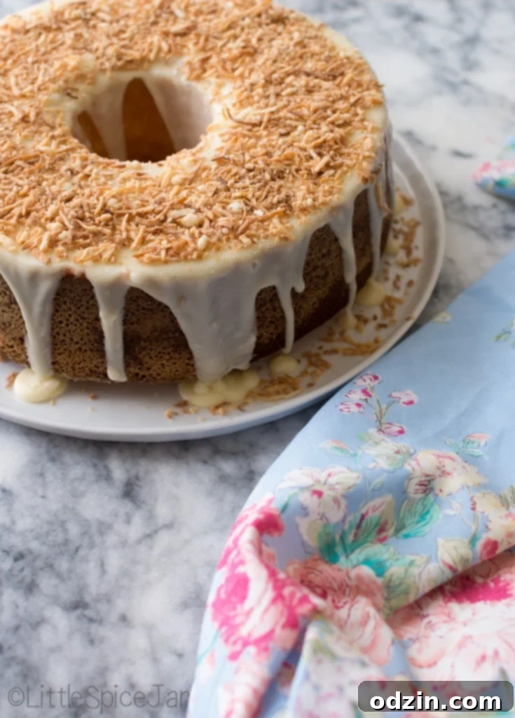 Golden Louisiana Crunch Cake 4 Louisiana Crunch Cake_