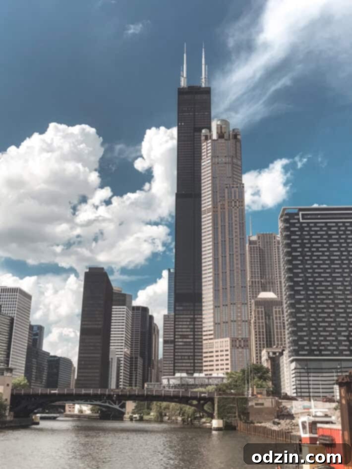 People enjoying a stroll along the Chicago Riverwalk