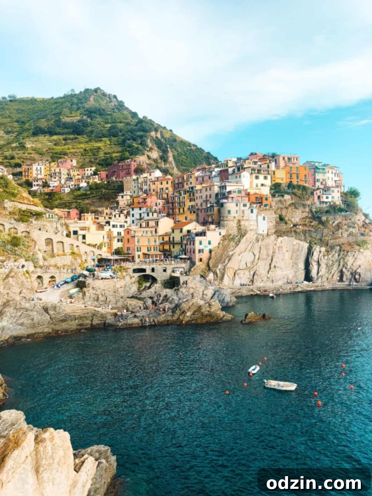 the coastline of Vernazza 