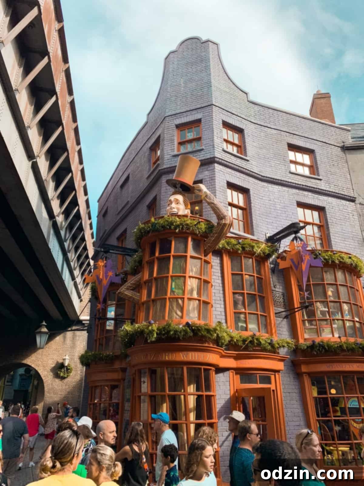 Maximize Your Wizarding World Experience 12 Weasley's Wizarding Wheezes at Wizarding World of Harry Potter