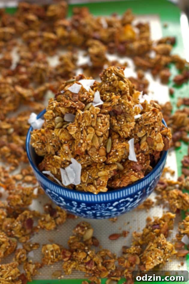 CRUNCHY PUMPKIN SPICE GRANOLA WITH BIG CLUSTERS