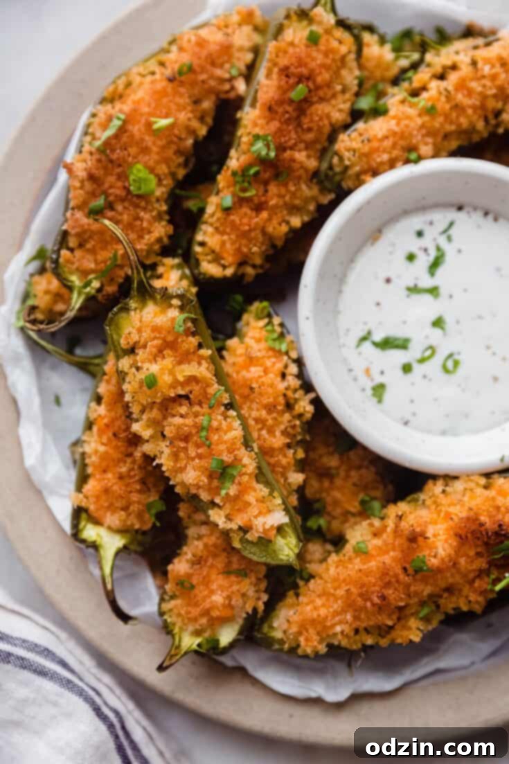 Crunchy Buffalo Chicken Jalapeño Poppers