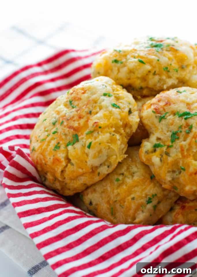 Buttermilk Cheddar Bay Biscuits