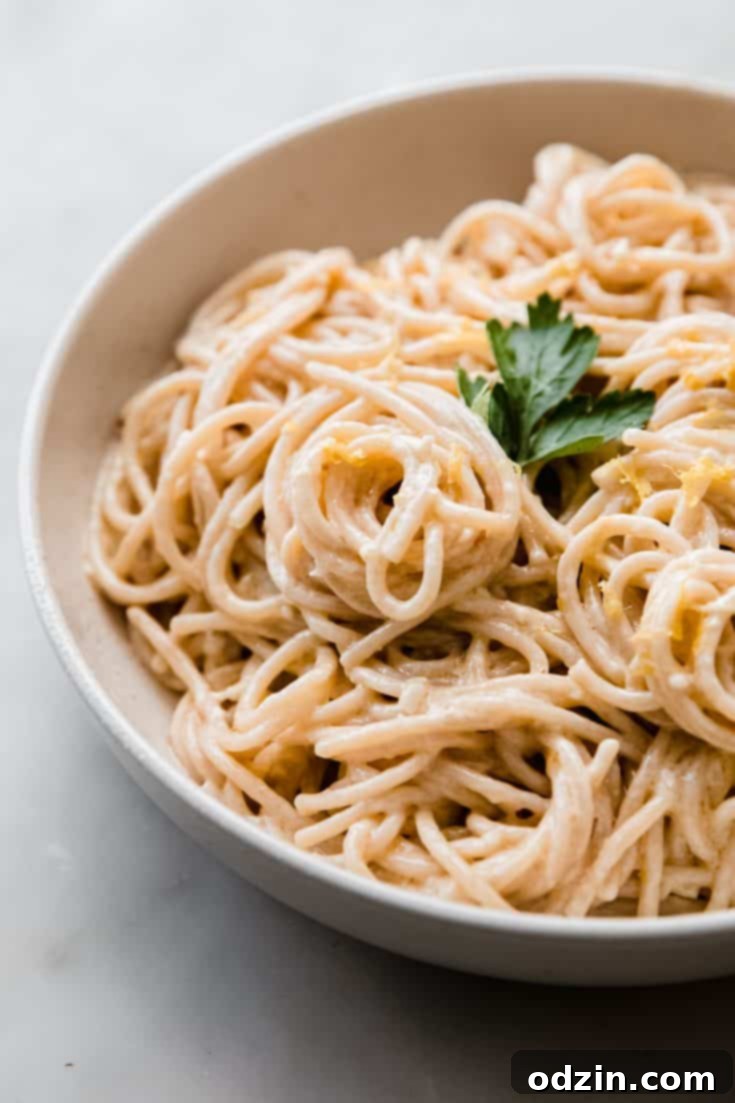Creamy Lemon Garlic Pasta (Pasta al Limone)