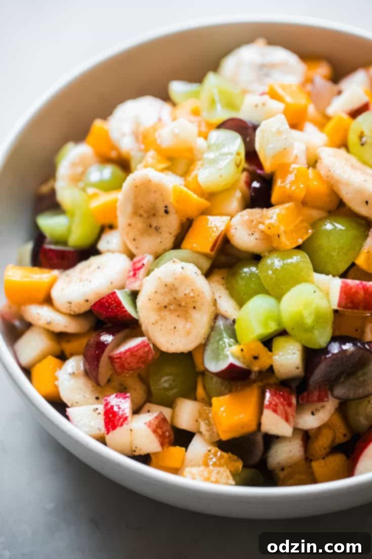 Pakistani Fruit Chaat (Sweet and Spicy Fruit Salad)