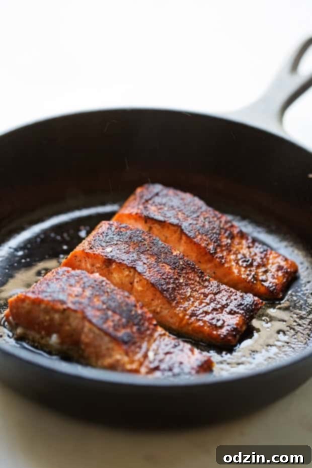 Blackened Salmon Tacos with Jalapeño Lime Crema - Easy Salmon tacos topped with your favorite taco toppings and my jalapeño lime crema! #fishtacos #blackenedsalmontacos #salmontacos #blackedfishtacos | Littlespicejar.com Blackened Salmon Tacos with Jalapeño Lime Crema - Easy Salmon tacos topped with your favorite taco toppings and my jalapeño lime crema! #fishtacos #blackenedsalmontacos #salmontacos #blackedfishtacos | Littlespicejar.com