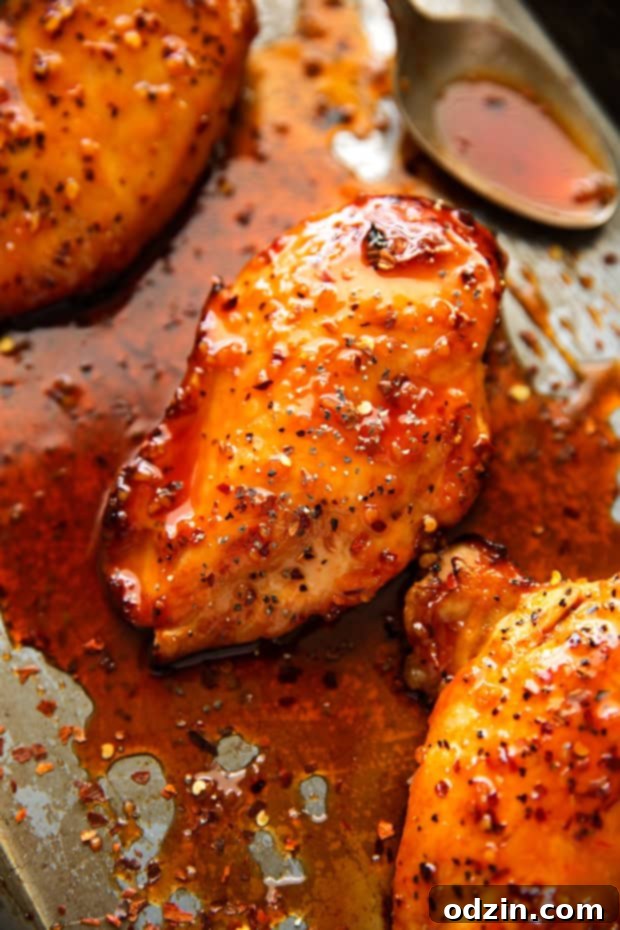 Baked Firecracker Chicken - A quick and easy weeknight dinner recipe! Learn how to make my dynamite firecracker sauce. Serve with rice! #bakedchicken #chicken #dinner #firecrackerchicken #firecrackersauce | Littlespicejar.com