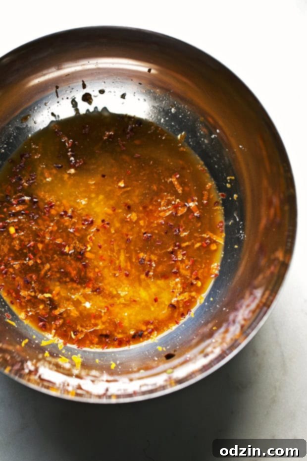 Orange Chicken Lettuce Wraps - orange chicken flavored filling in these protein packed lettuce wraps! Healthy, easy AND delicious! #mealprep #lettucewraps #orangechicken | Littlespicejar.com