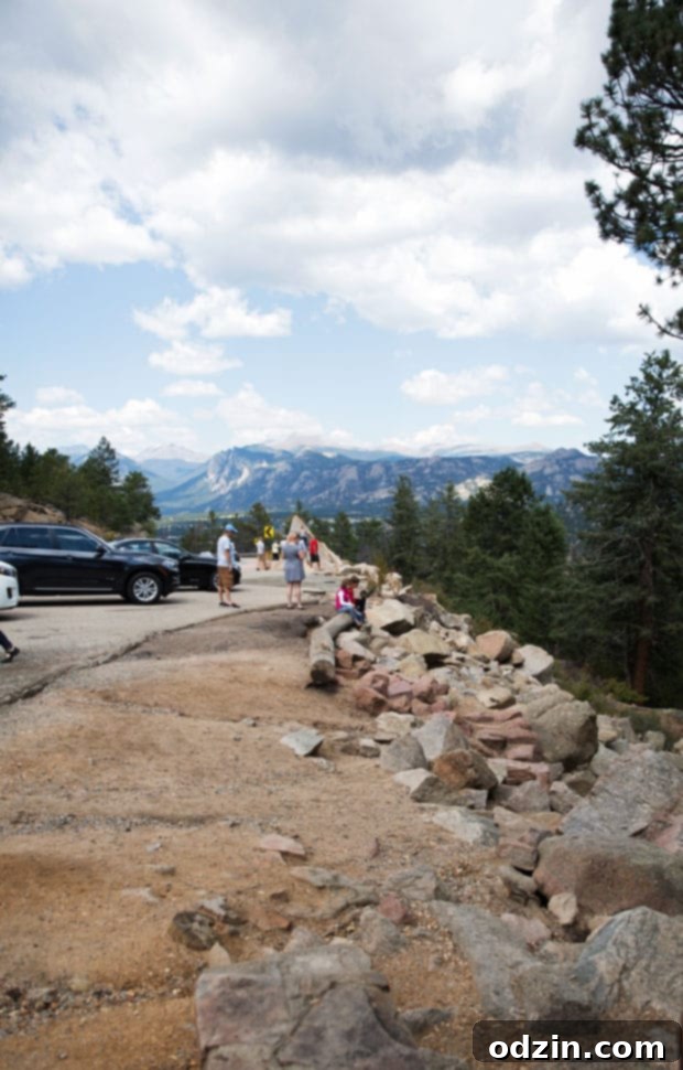 Colorado Trip - A slice of life post sharing all of our favorite spots from our trip to Colorado! #denver #vail #rockymountainnationalpark #redrocks | Littlespicejar.com