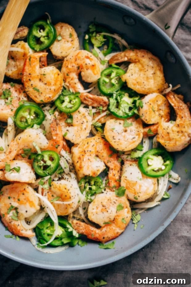 Jalapeno Salt and Pepper Shrimp - a simple 30 minute recipe for tender and sweet shrimp with a little kick! #jalapenoshrimp #sauteedshrimp #shrimp #saltandpeppershrimp | Littlespicejar.com
